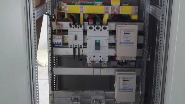 千亞低壓配電柜_全國配送_免費(fèi)技術(shù)支持